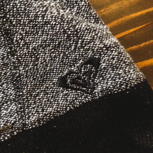 SOLD 🟣 ROXY BEACH HOODIE SZ LARGE - Picture 3 of 4